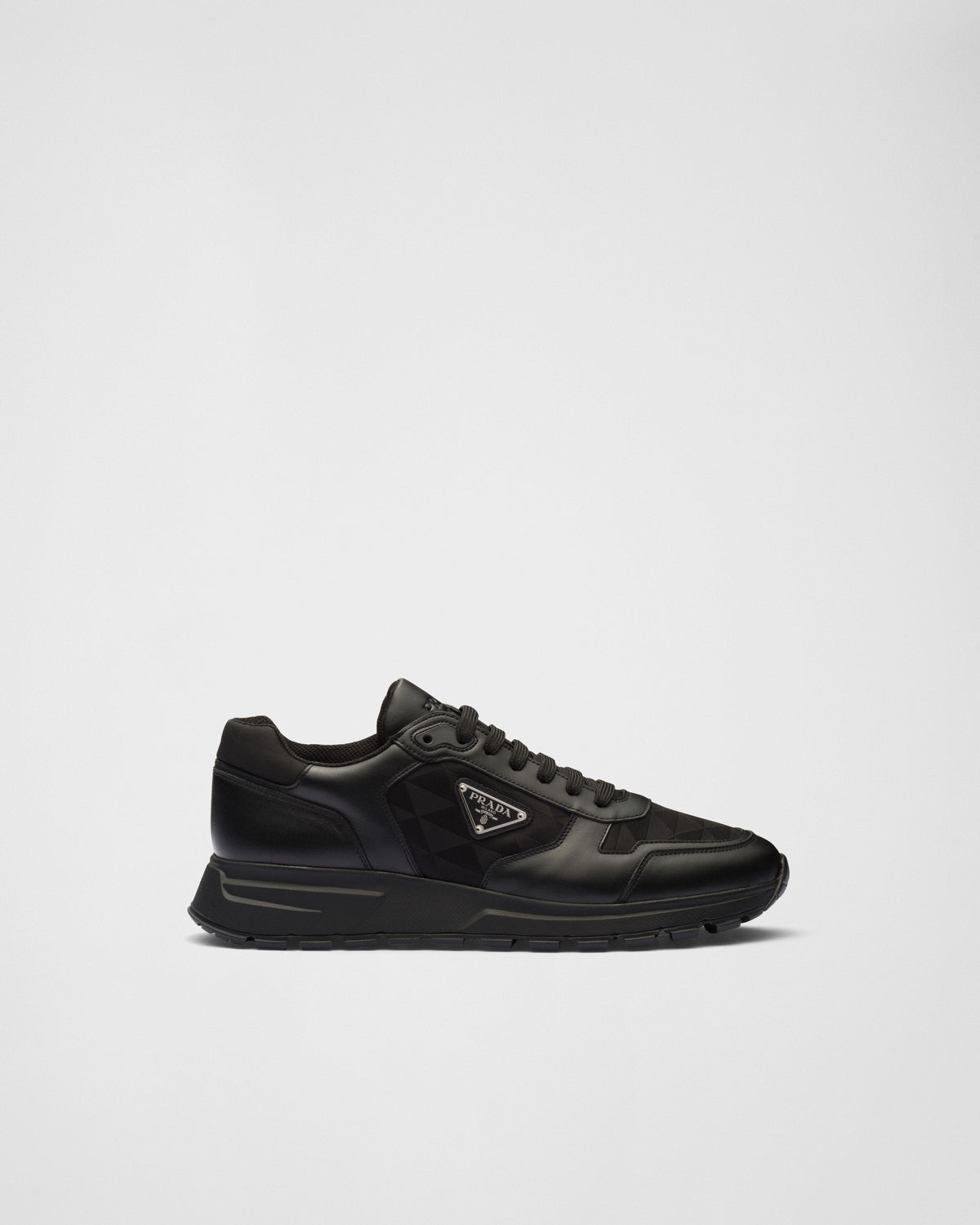 P Sneakers