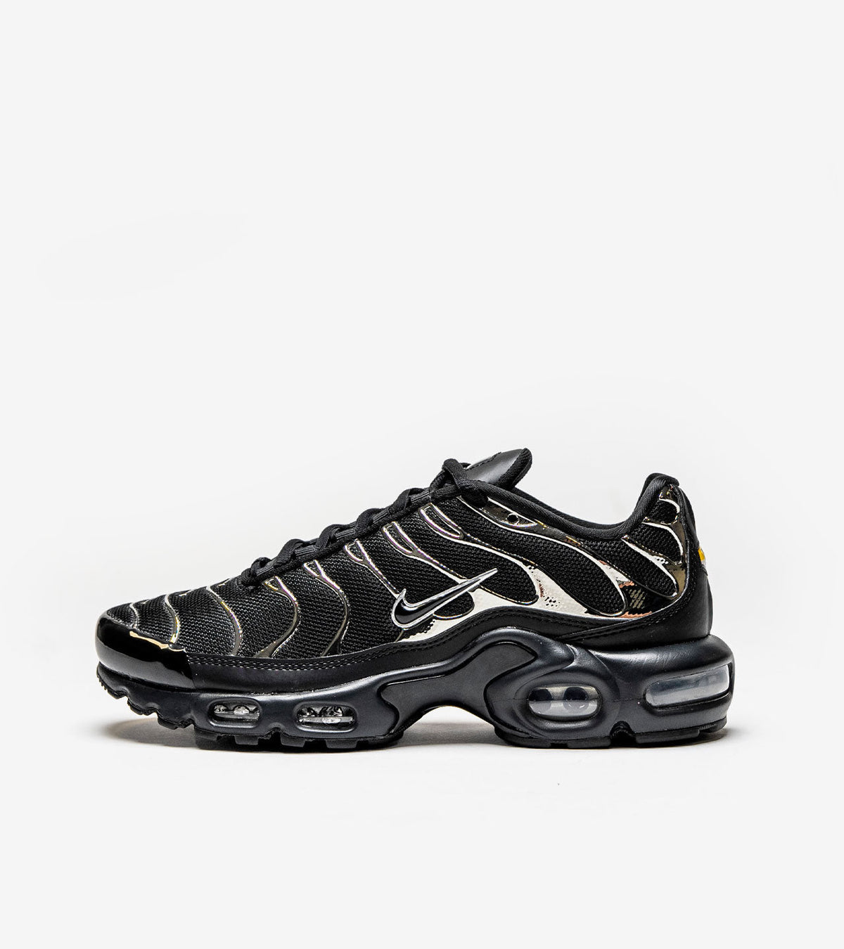 N Sneakers