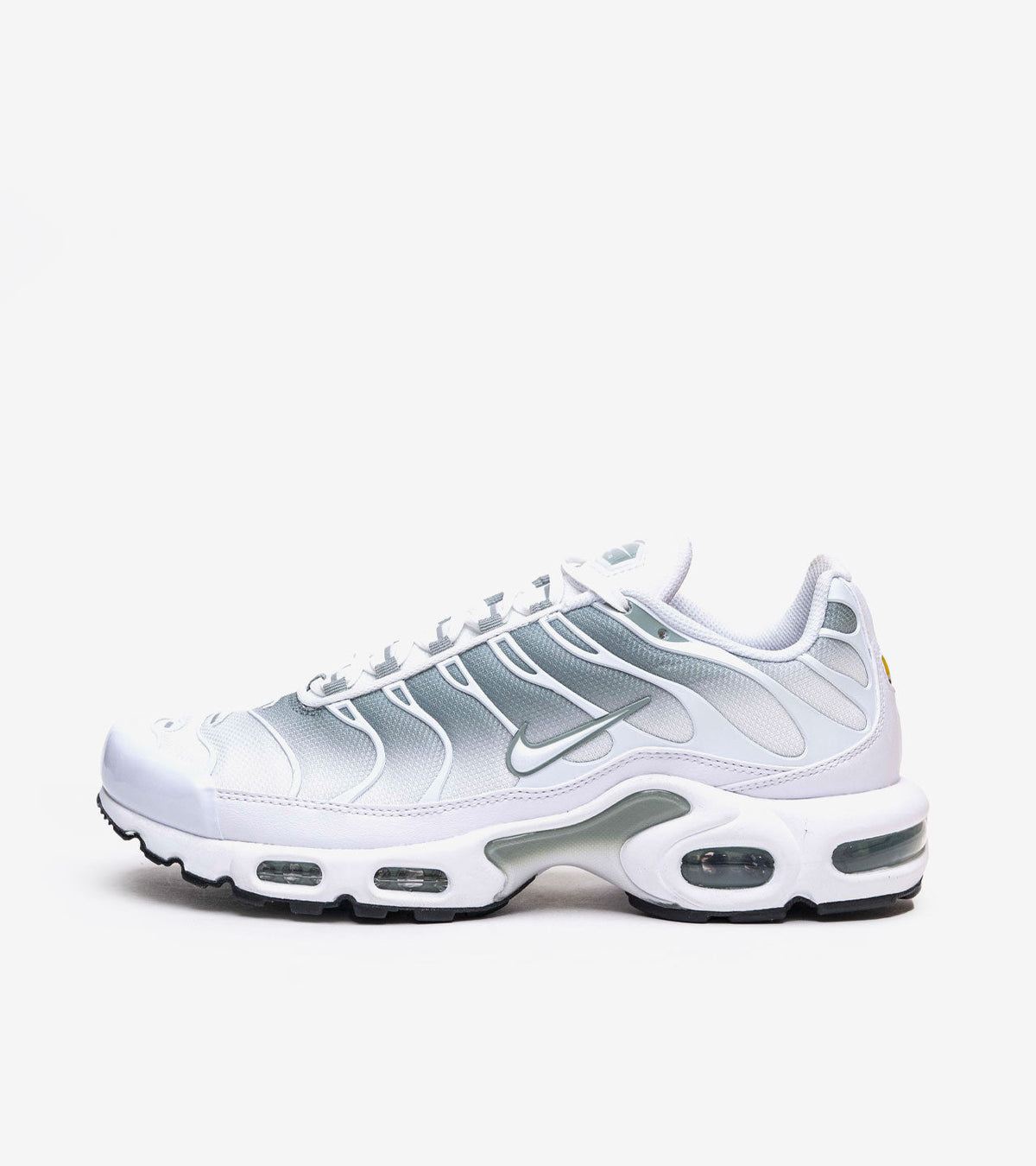 N Sneakers